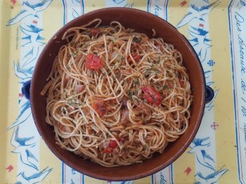 Spaghetti au thon à la provençale