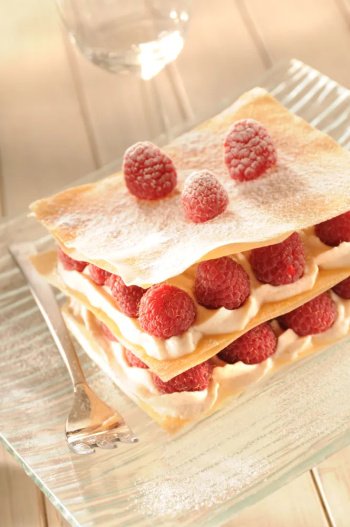 Mille-feuilles de brick aux fraises ou aux framboises