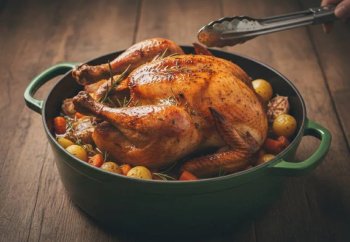 Chapon rôti en cocotte : la méthode pour une viande fondante