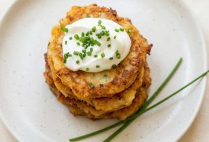 Galettes Croustillantes de Pommes de Terre Farcies à la Tomme de Savoie