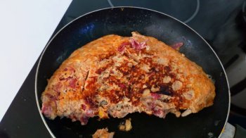 Omelette façon papa au salami