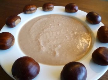 Soupe aux chataignes et aux lardons