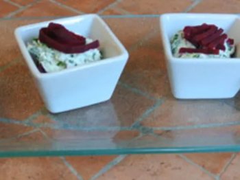 Verrine de betterave crue au chèvre