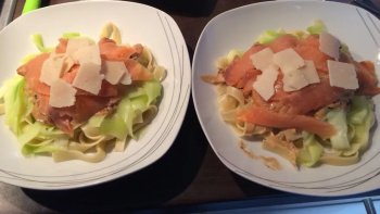 Duo de tagliatelles aux gambas et au saumon fumé