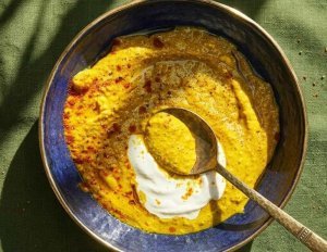 Sauce au yaourt et à la moutarde : l’accompagnement rapide et sain