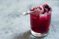 Cocktail d’Halloween aux fruits rouges sans alcool