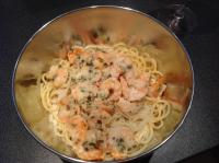 Spaghettonis aux crevettes al grana padano