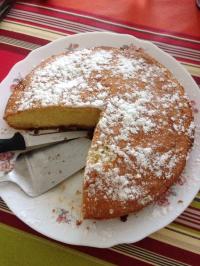 Quatre-quarts aux pommes caramélisées