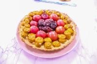 Tarte aux prunes et aux noisettes