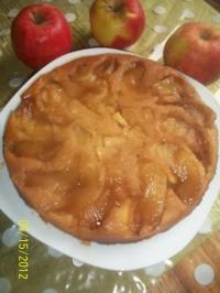 Quatre-quart caramélisé aux pommes