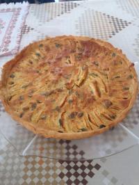 Tarte aux pommes, pignons et noisette