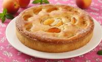 Tarte à l'abricot et aux éclats de nougat
