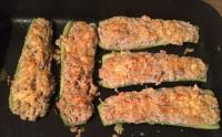 Courgette farcie champignon de paris, ricotta, jambon