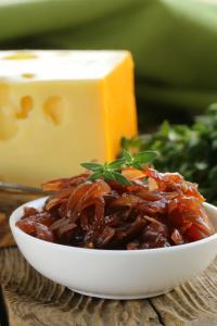 Confit d'oignons ultra rapide