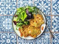Petites Crêpes de Riz de Camargue aux Courgettes rapées et à la Menthe accompagnées d’un coulis glacé de Poivrons