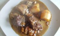 Le véritable ragoût de porc à l'ancienne