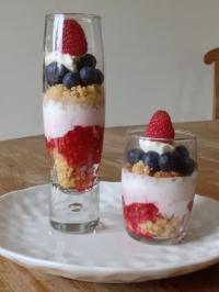 Verrines aux fruits rouges et crumble