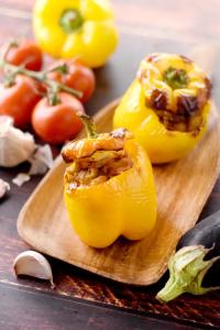 Poivron jaune farci à l'aubergine