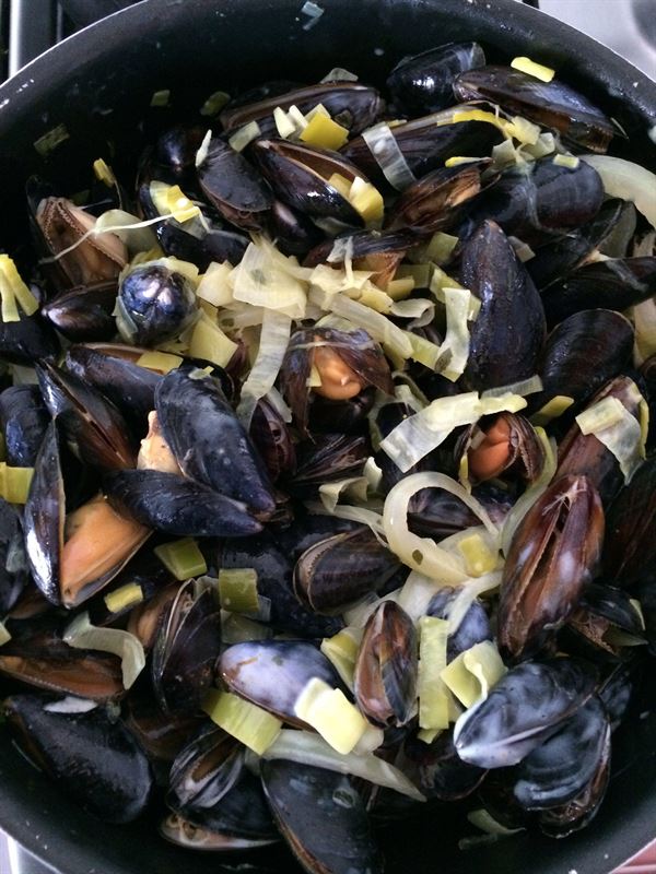 Moules sauce curry poireau