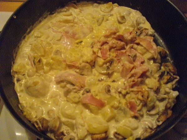 recette Poêlée de pommes de terre, champignon, bacon
