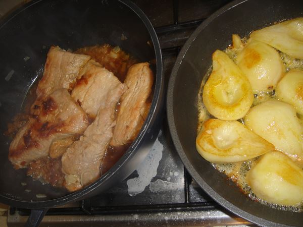 Filet mignon de porc aux poires et au vinaigre