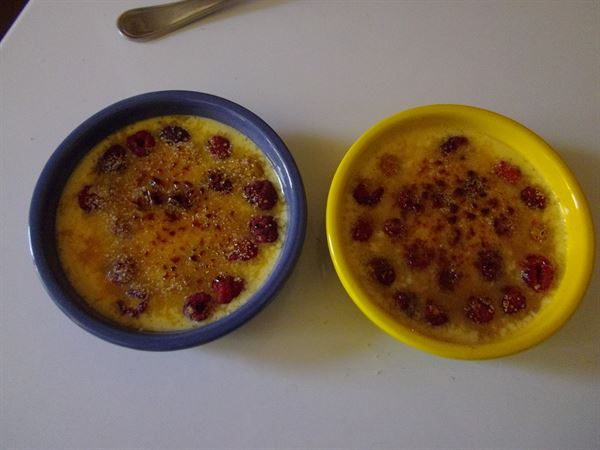 Crème brûlée aux fruits rouges