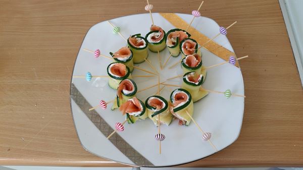 Bouchées de courgettes au saumon fumé