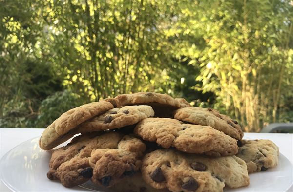 Cookies aux deux chocolats (blanc et noir), vanille et fleur d'oranger