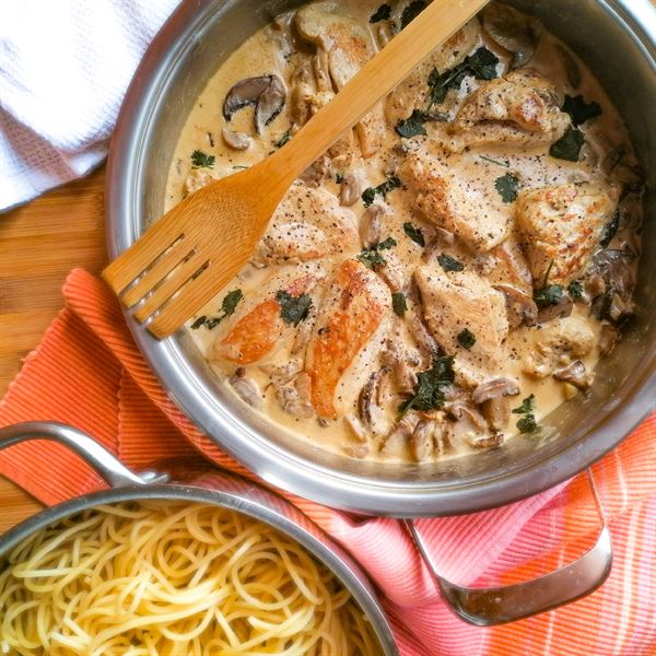 Filets de poulet à la normande