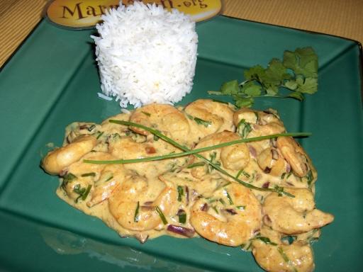 Gambas au curry, lait de coco et épices