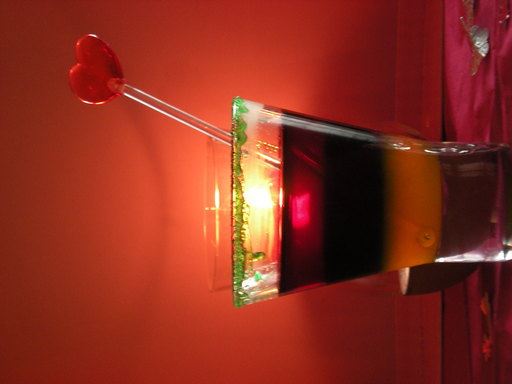Cocktail de fruits arc-en-ciel sans alcool