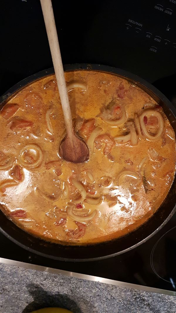 recette Calamars et crevettes au lait de coco et curry