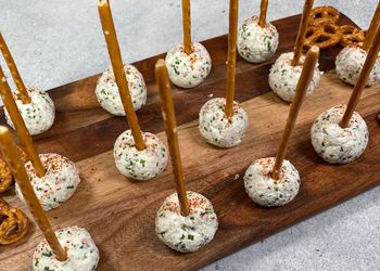 Sucettes pops au fromage et au bacon
