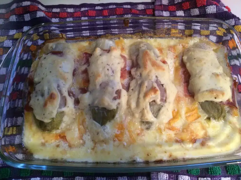 Endives au jambon cru et reblochon.