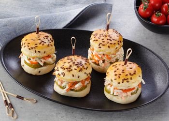 Mini-burger au coleslaw de surimi