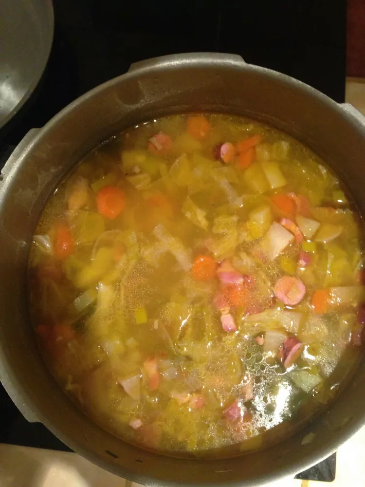 Soupe savoyarde