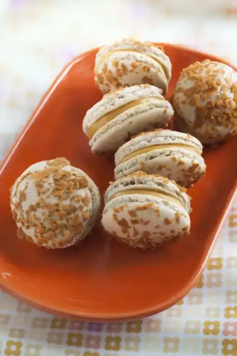 Macarons au caramel au beurre salé