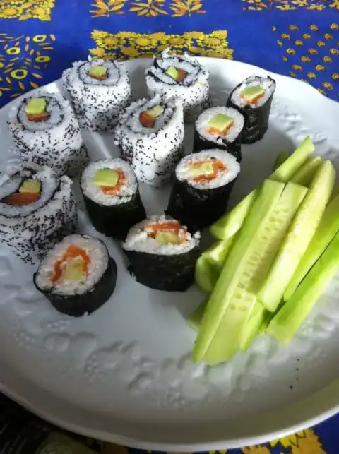 Maki frais à la truite fumée