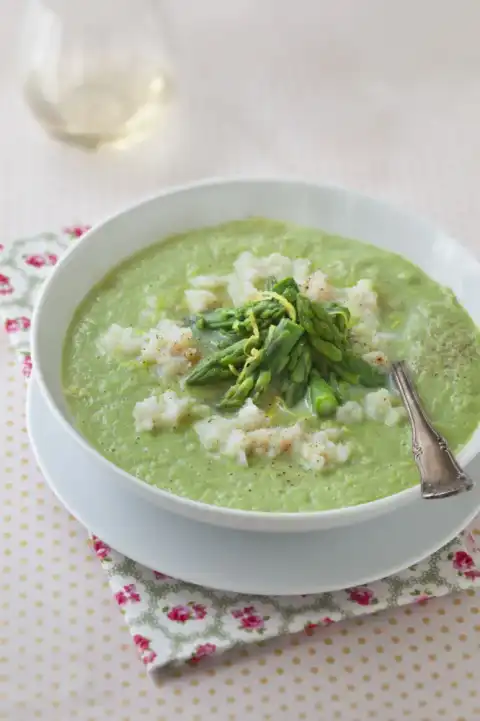 Potage de crabe aux asperges