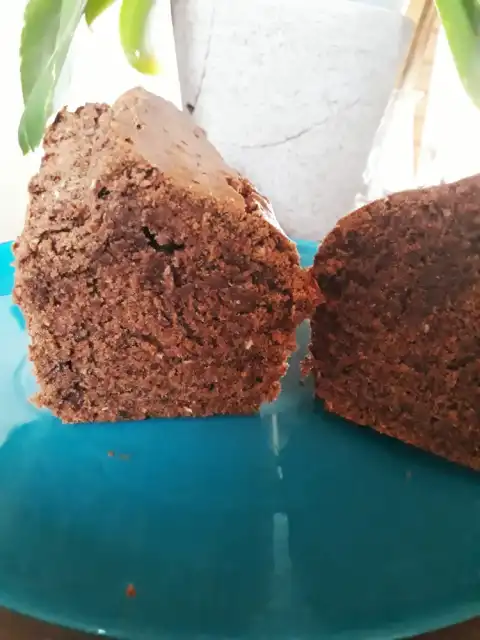 Gâteau au chocolat râpé et noix de coco