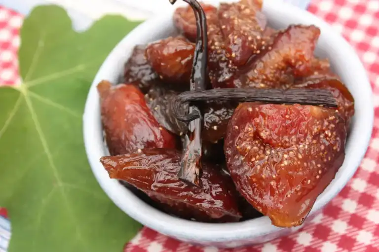 Figues confites au vin rouge au Cookeo