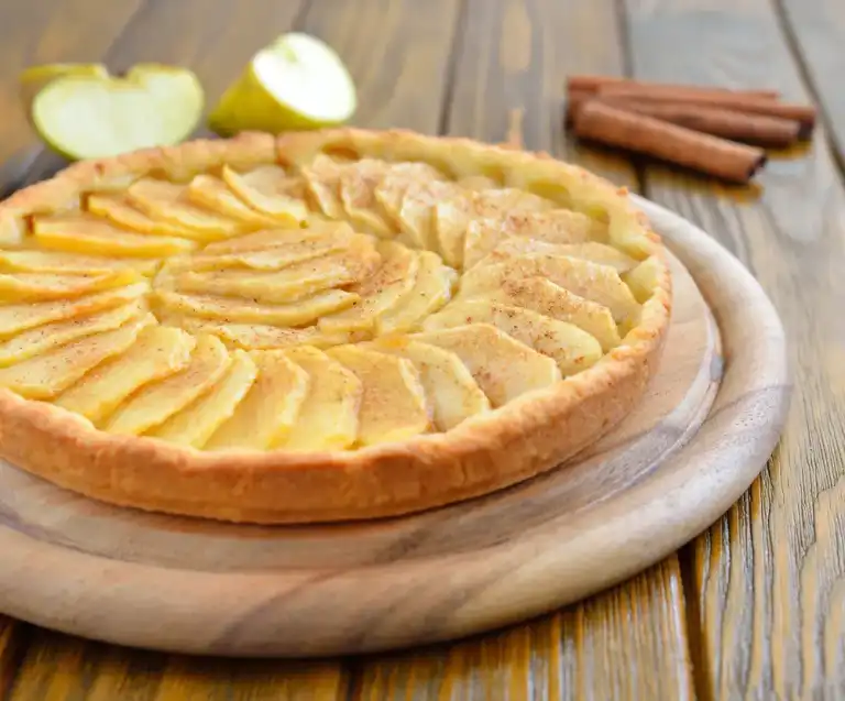 Tarte aux pommes et à la cannelle