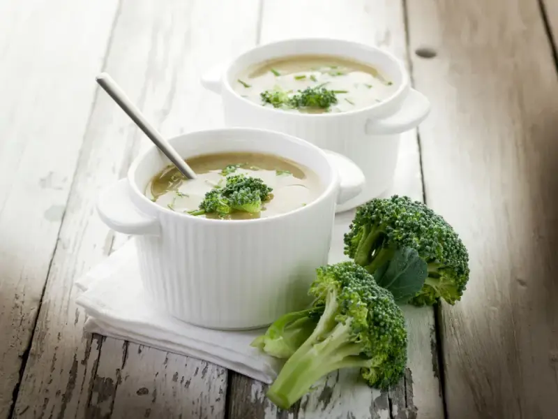 soupe légère aux brocolis