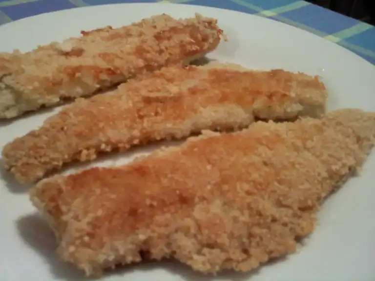 Poisson pané au gari (semoule de manioc)
