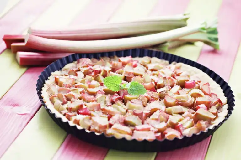 Tarte a la rhubarbe