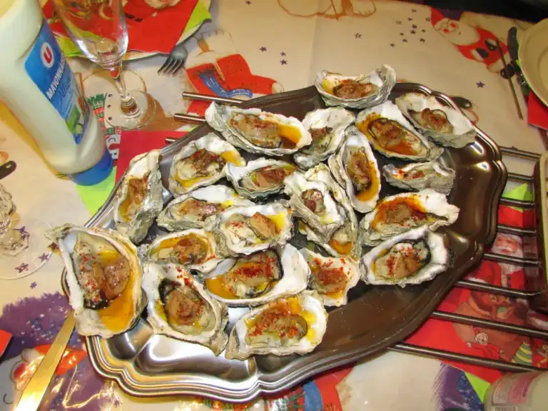 Huîtres chaudes au foie gras