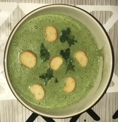 Velouté d'épinards au boursin