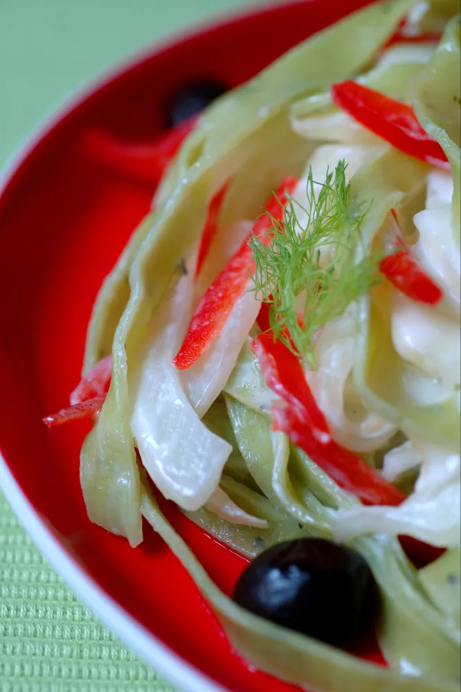 Tagliatelles vertes aux olives et au fenouil