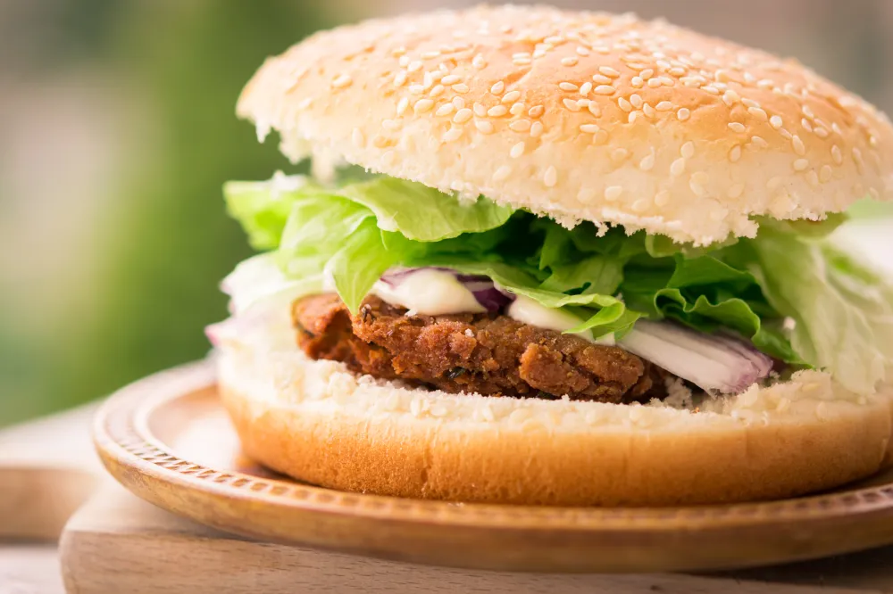 Hamburger végétarien au steak de soja