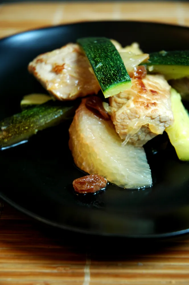 Sauté de veau aux agrumes et aux courgettes